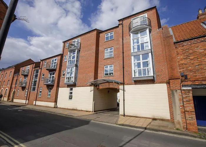 Riverside Retreat - Centre ヨーク